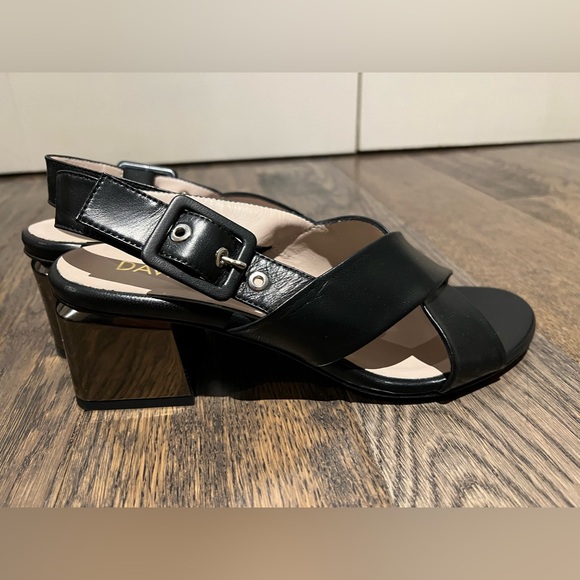 BROWN’S Shoes/Sandals With Chrome Metal Block Heels, New In Box, Size 40 - Picture 6 of 15